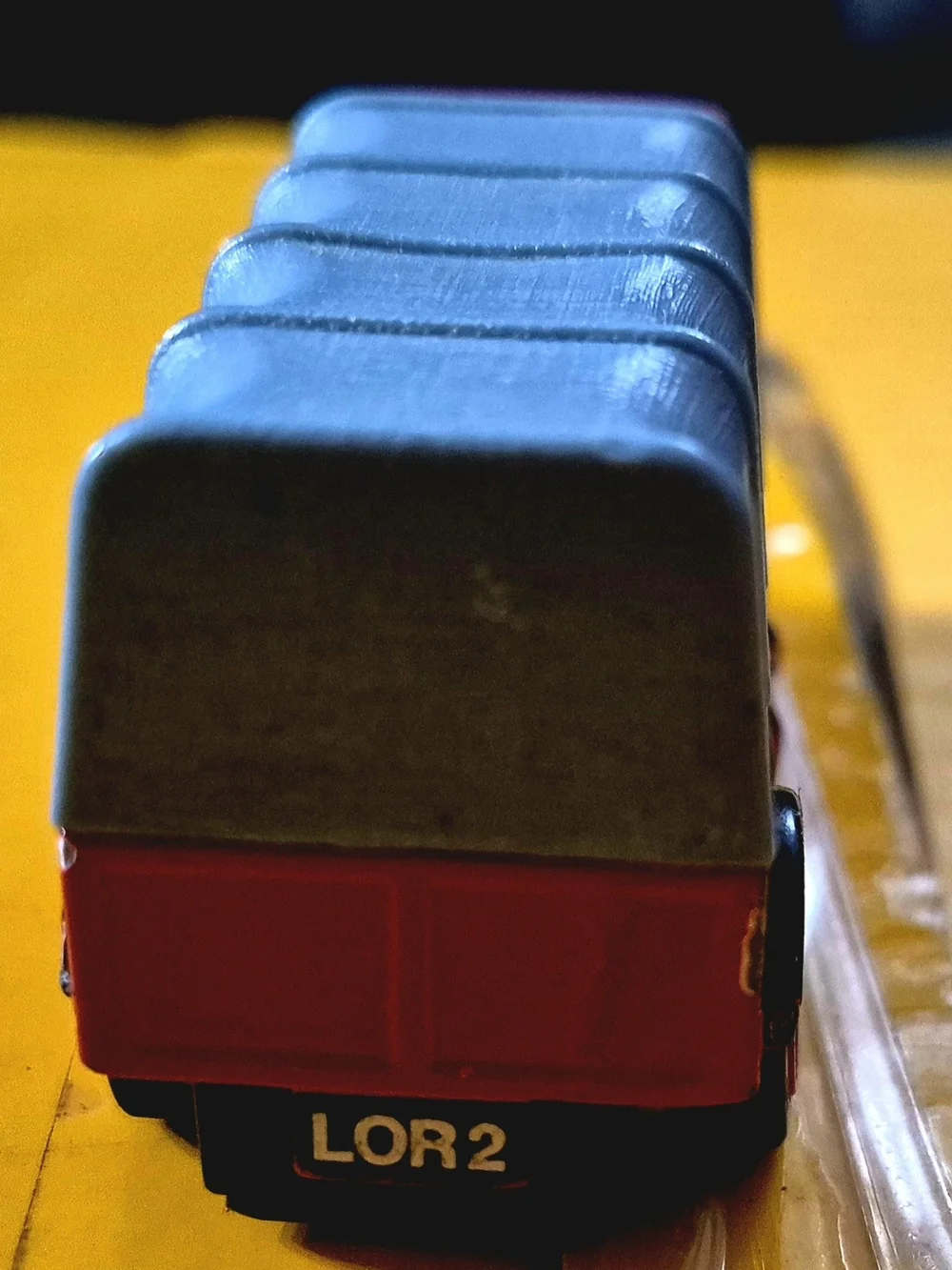 Vintage ERTL Thomas & Friends Lorry 2 Diecast Toy Truck (1999)